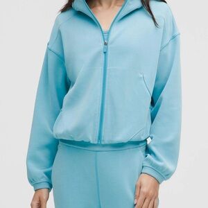 New lululemon softstreme full zip hoodie size 6 washed blue